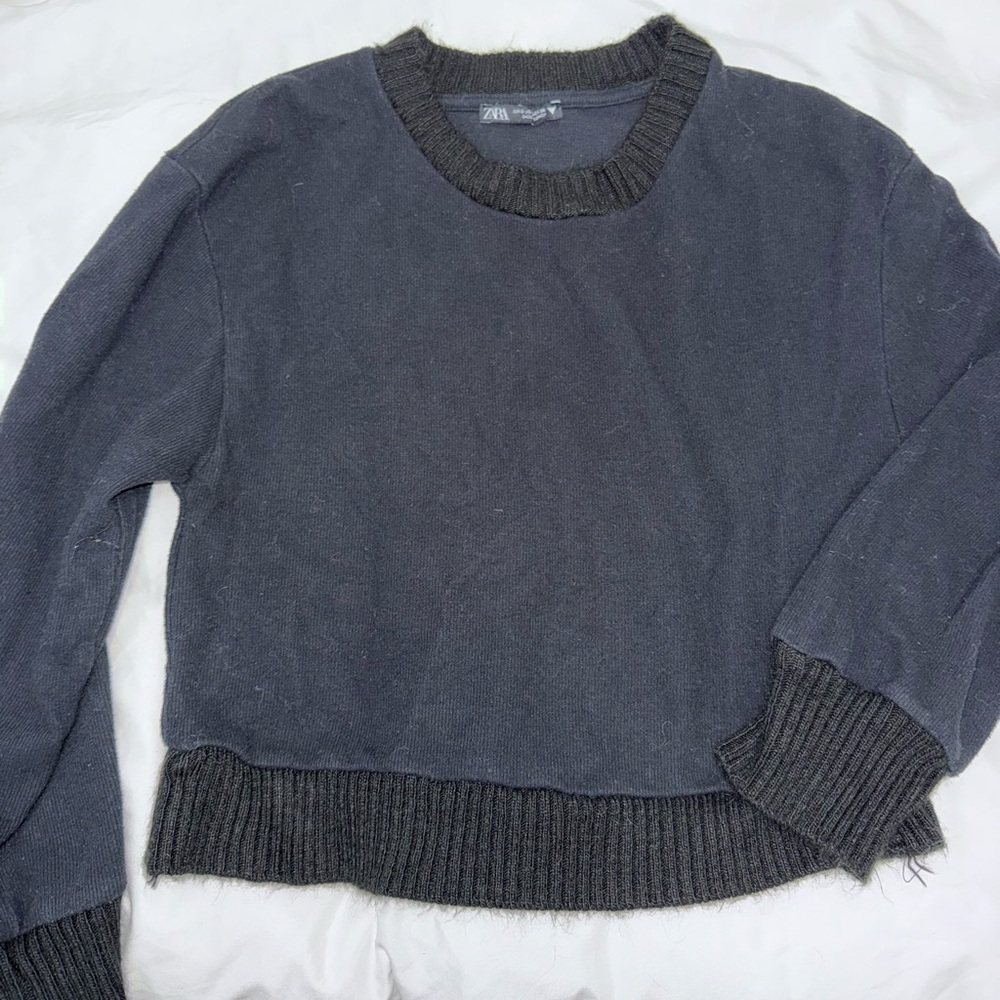 Zara Women's black Crew Neck Sweater